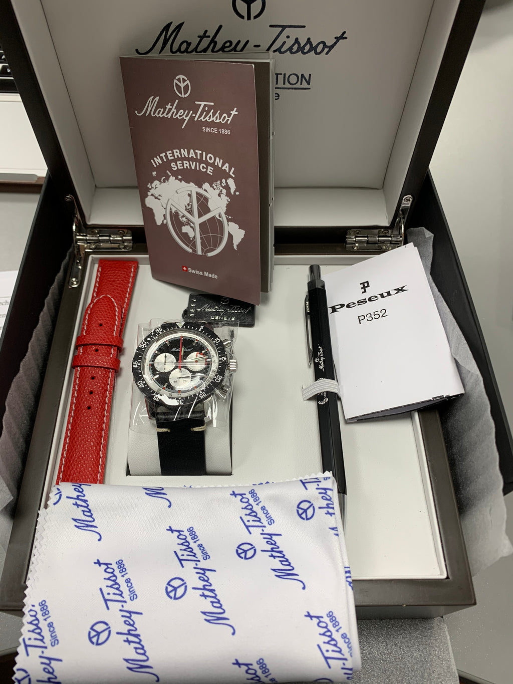 Mathey tissot swiss outlet made